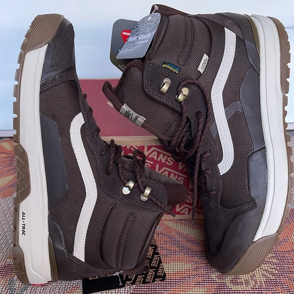 Vans Men’s Ultrarange Exo Hi Mte2 Demitasse
VN0A4BVS3N1
Sneakers - Picture 6 of 16